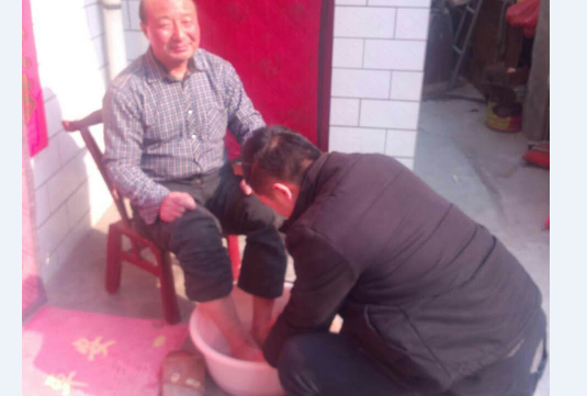 你為父母洗過(guò)腳嗎？