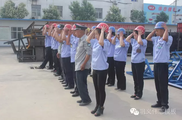全民皆兵，來之能戰(zhàn)，戰(zhàn)之則勝【偉志鋼模板廠家】