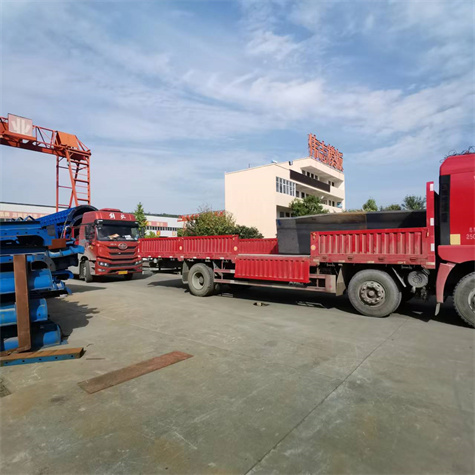 河南鋼模板廠家圓柱鋼模板發(fā)往濟(jì)新項目部